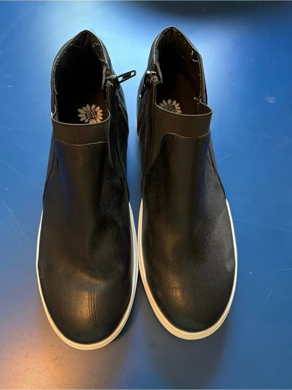 Black Leather yellowbox  women’s zip side Sneakers with White Sole